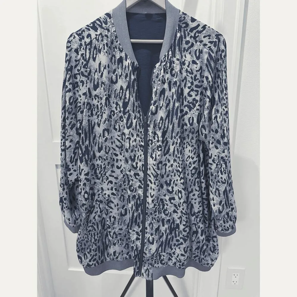 Plus 2X Navy Leopard Reversible Long Zip Up Lightweight Jacket Blue - Image 2