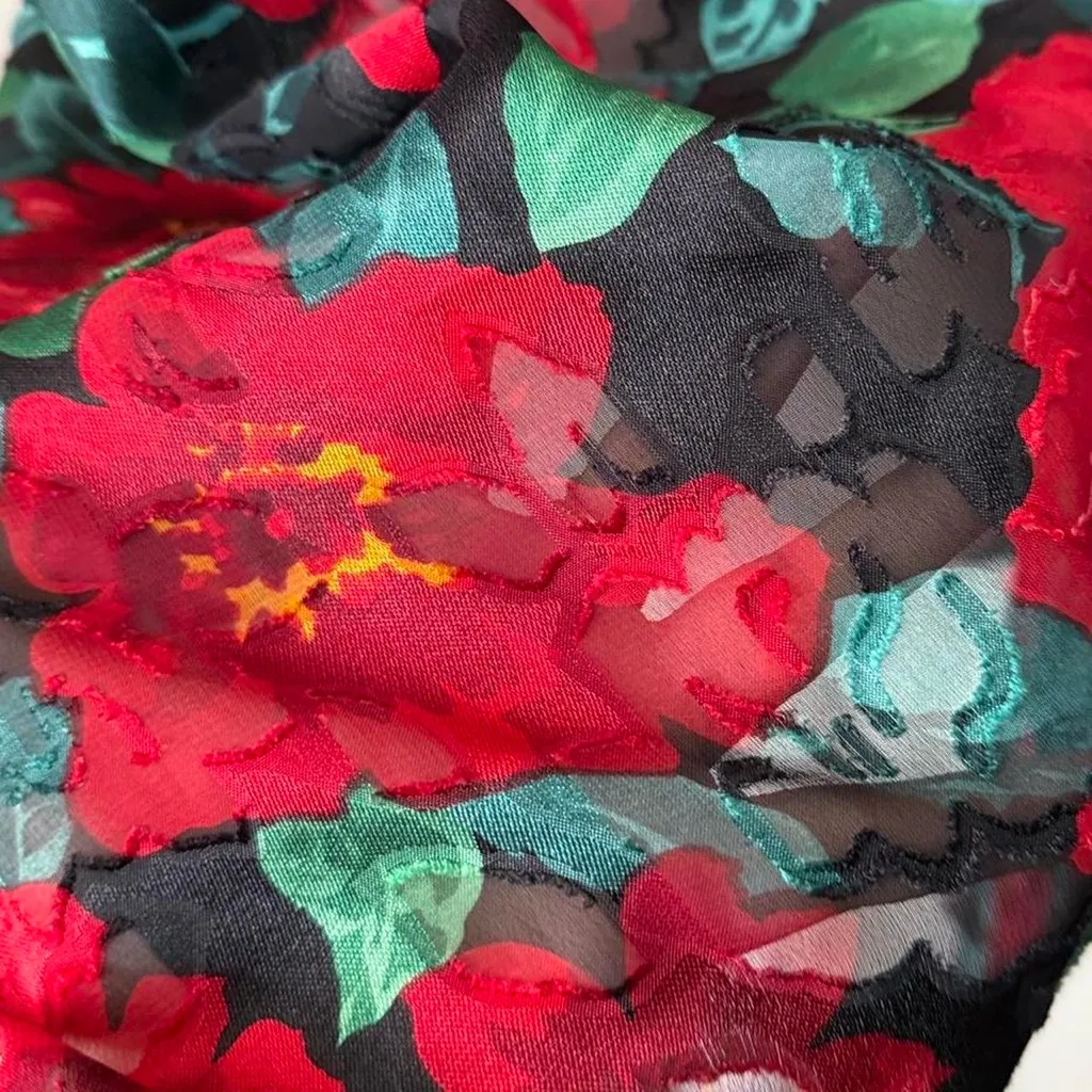 Vintage Victoria’s Secret Floral Slip Chemise - Image 5