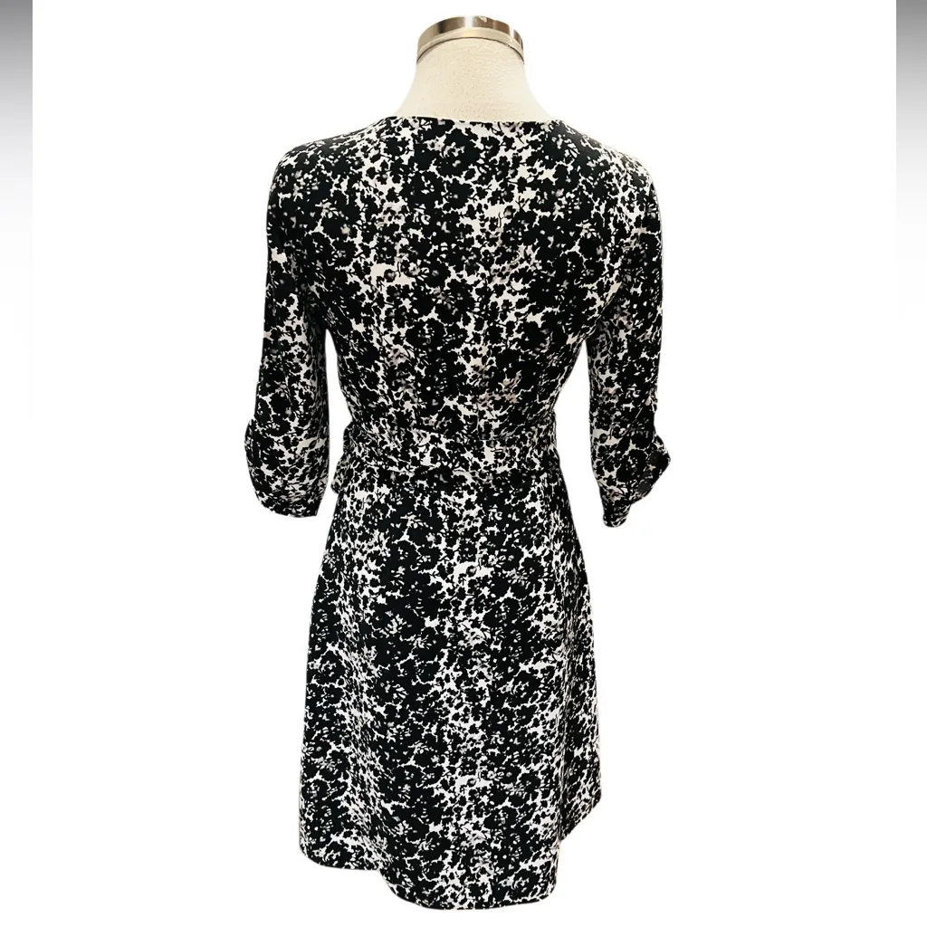 Club Monaco Floral Wrap Dress Black/White Size 0 - Image 10