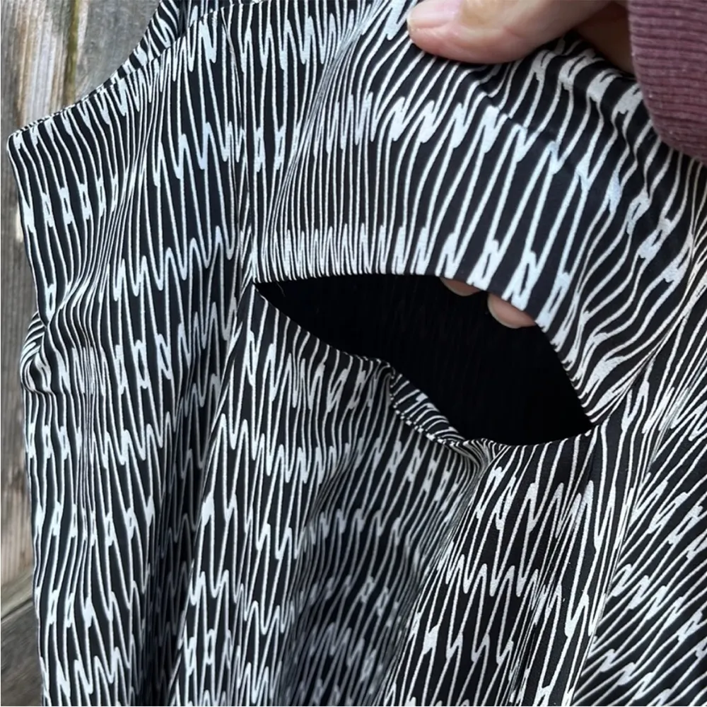 Like New Kate Spade Saturday Silk Sundress Black White Size Small - Image 3