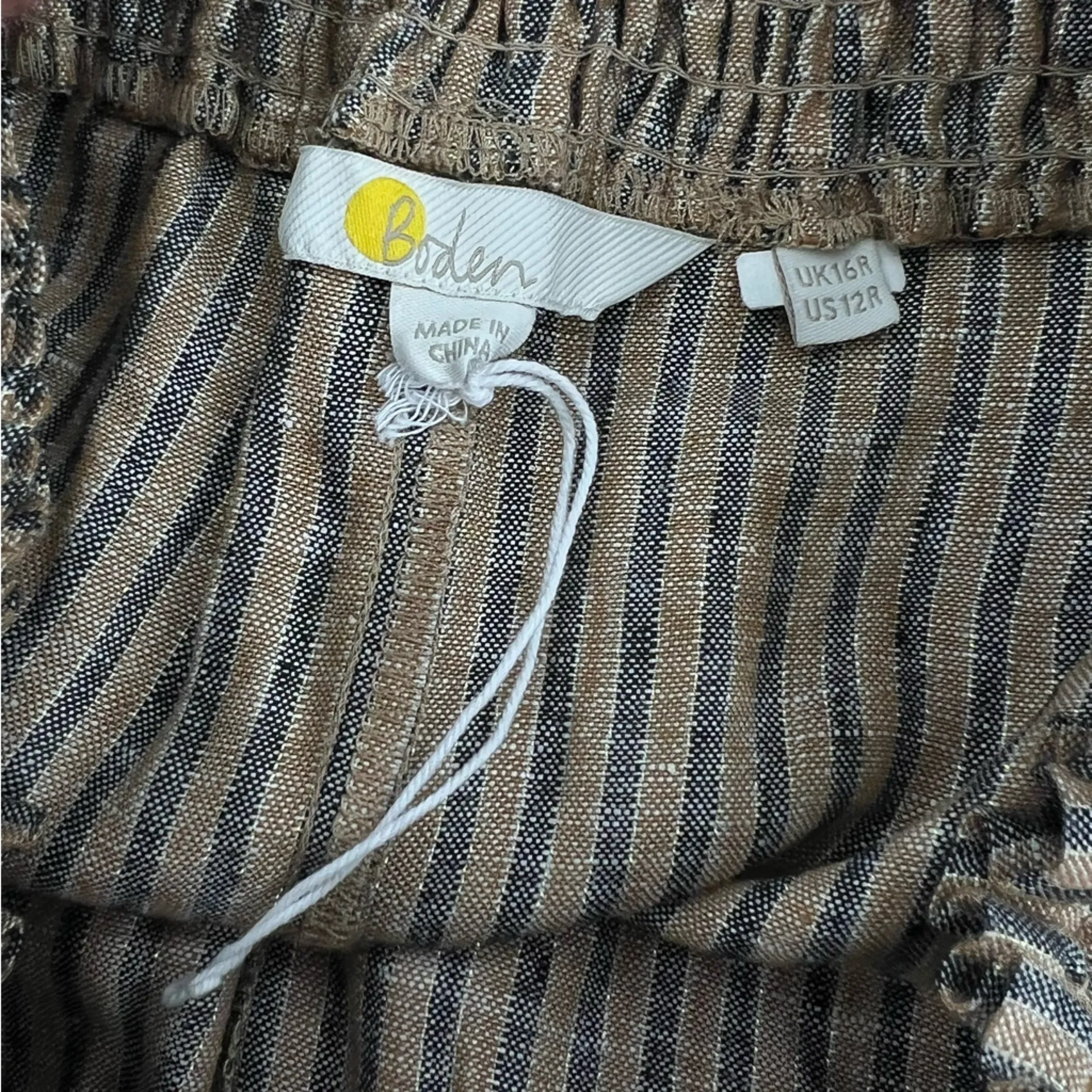 BODEN Linen Shirred Waist Trousers striped Sz 12 Tan - Image 10