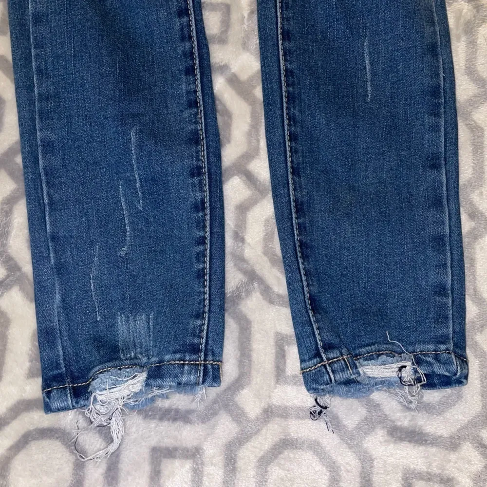 Gogo Jeans USA Cropped Skinny Distressed Jeans 3 - Image 2