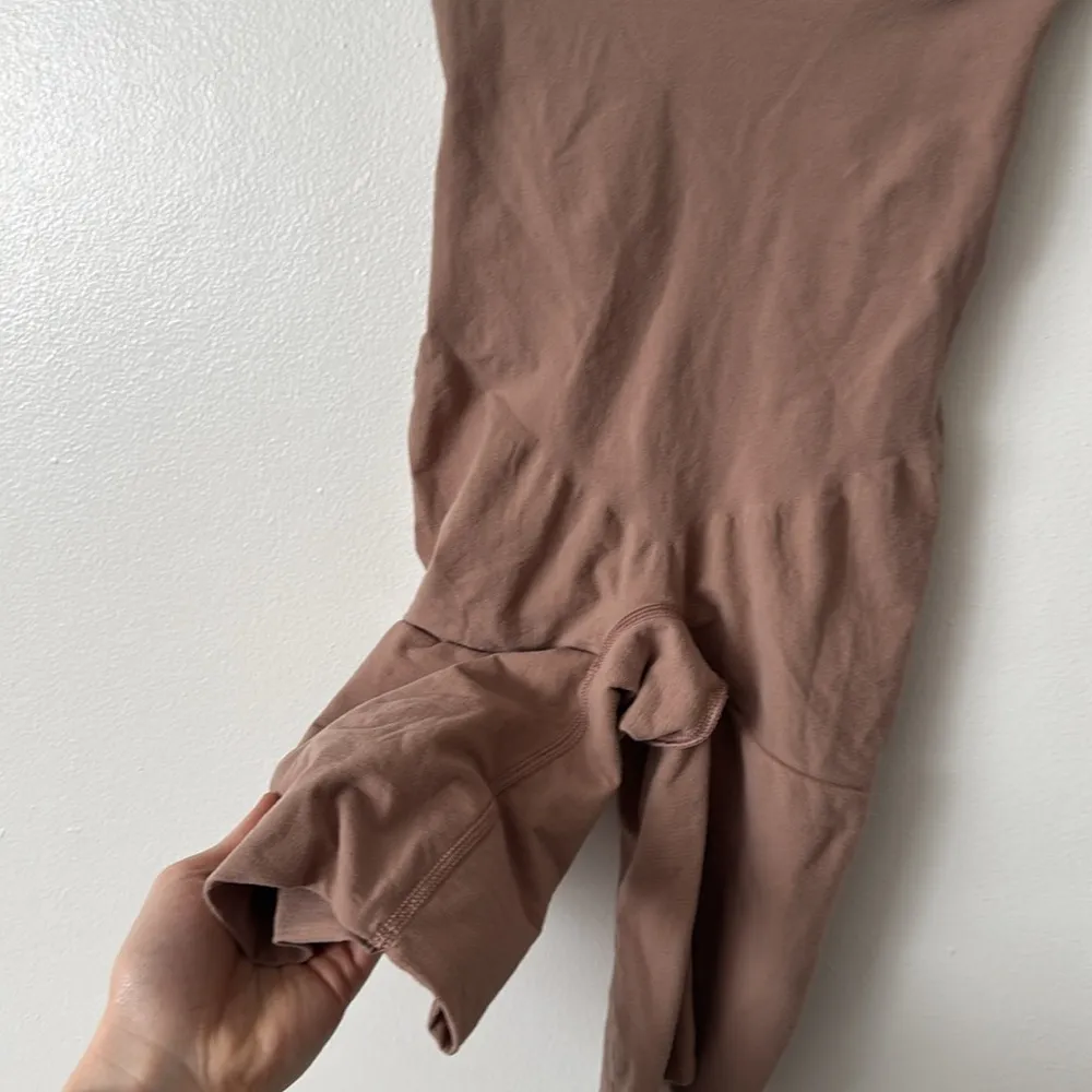 SPANX M Tan High-Waisted Shapewear Power Series - Image 2