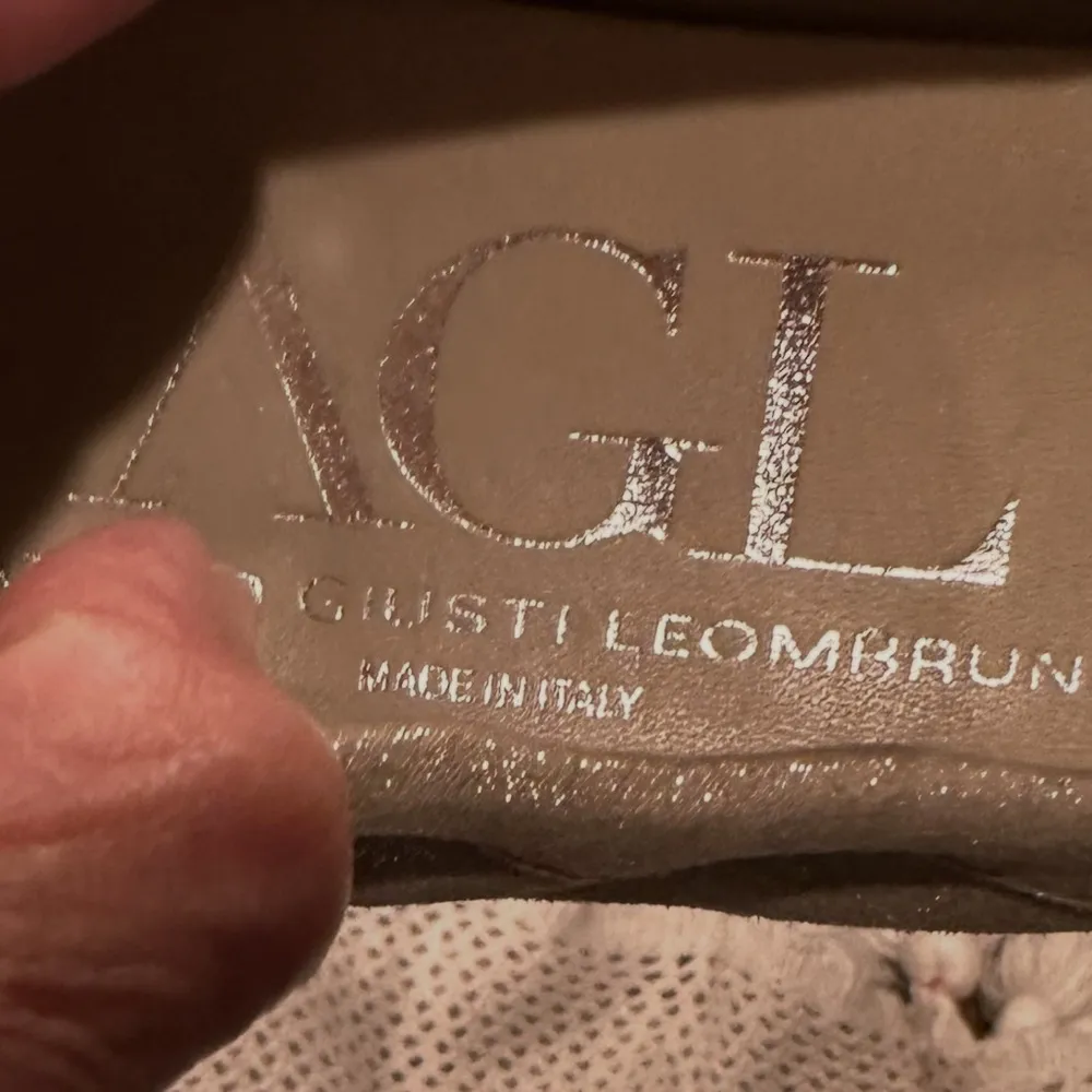 AGL Women's Taupe Leather Flats with Silver Accents size 38 Italy USA 7/5 Tan - Image 8