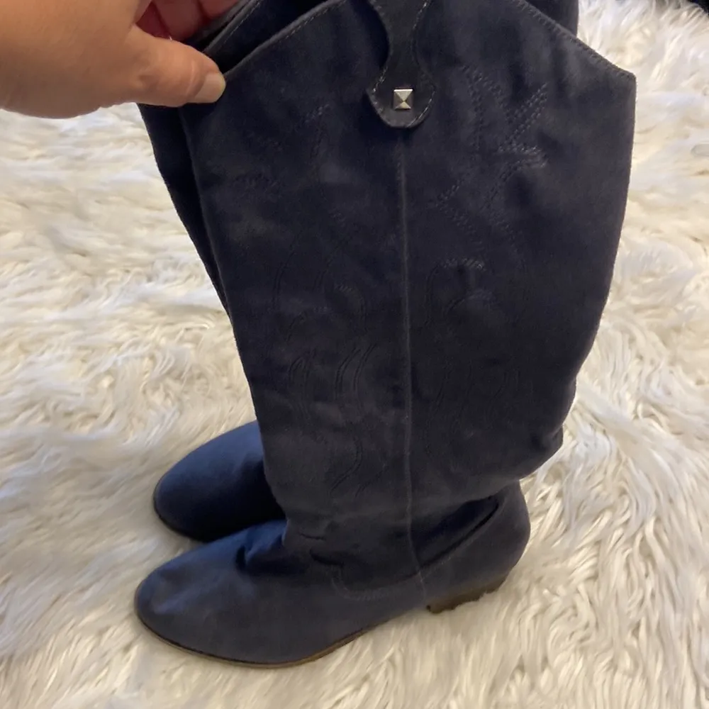 Boots long 16” color bluish/gray excellent condition see pictures size 8.5 - Image 5