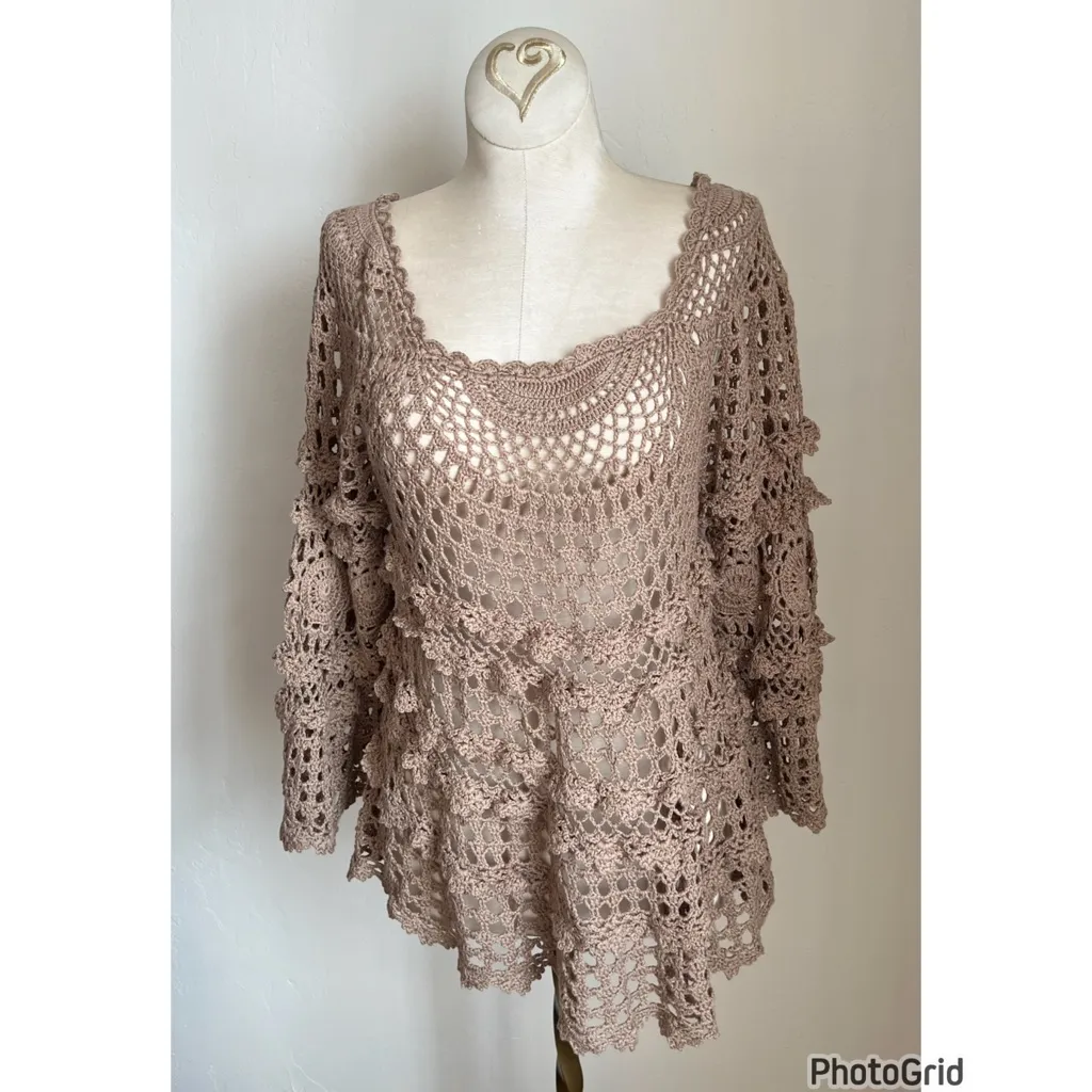 Sundance Crochet Boho Brown Taupe Top Medium - Image 2