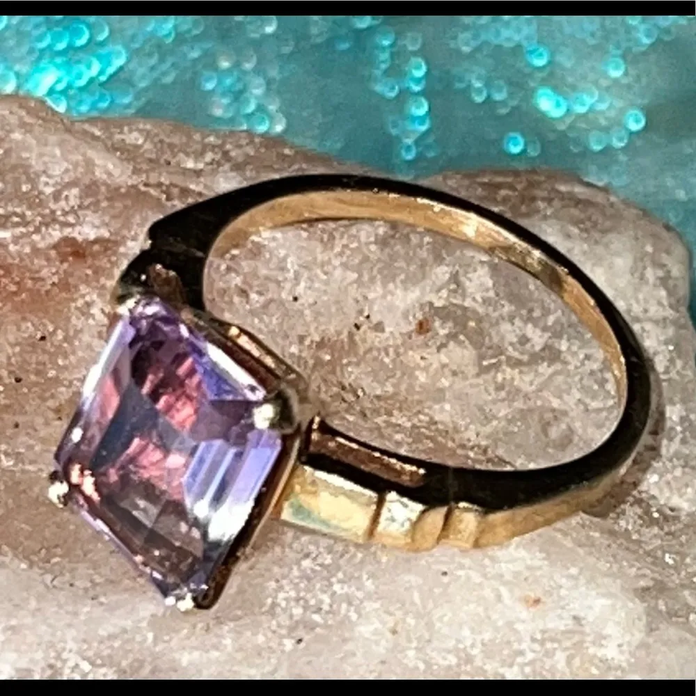 Amethyst 14K Gold ? Ring - Image 12
