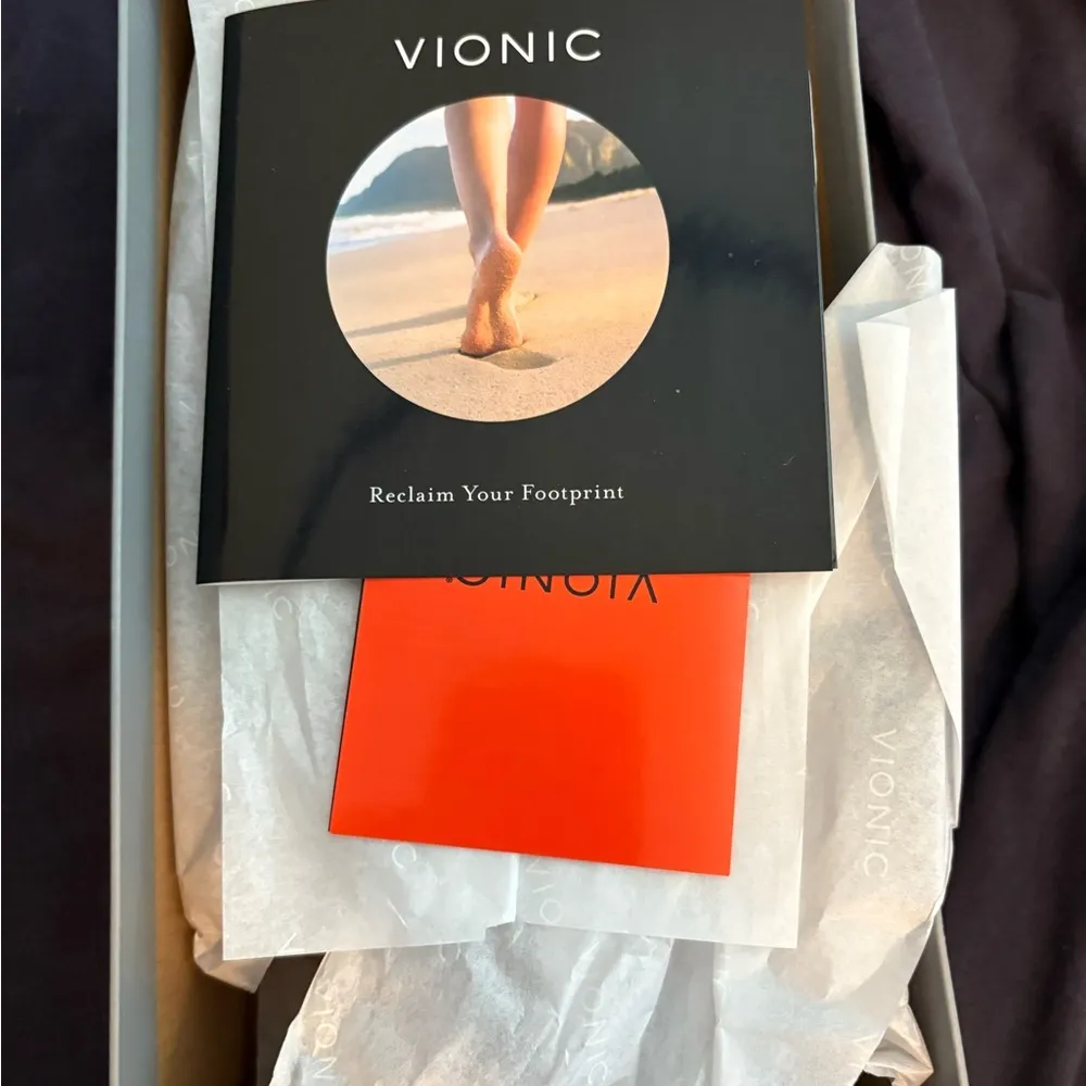 Vionic Bella Yellow Patent croc leather sandals NWT flip flops - Image 2