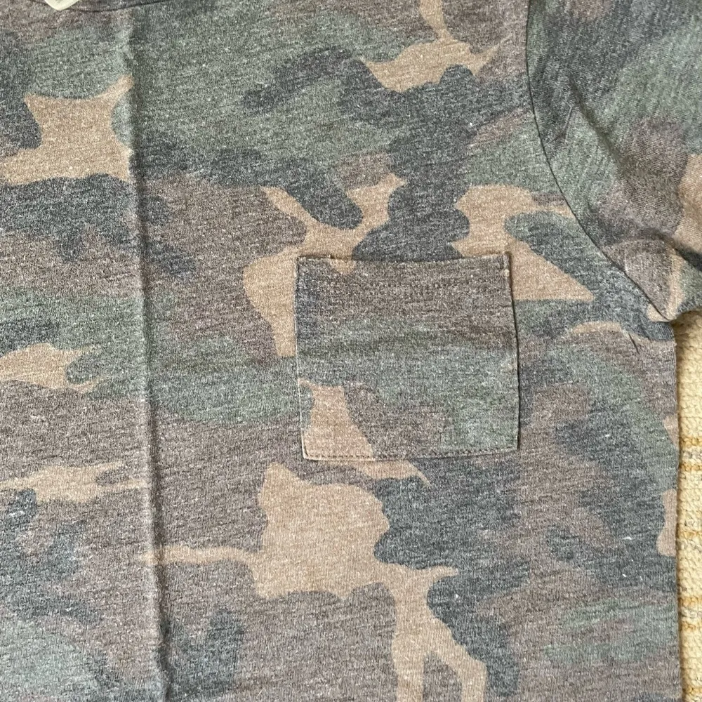 Tresics  Camo Tee - Image 3