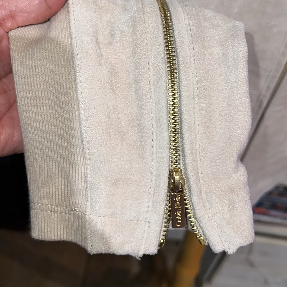 Calvin Klein  faux suede women’s size large - Image 5