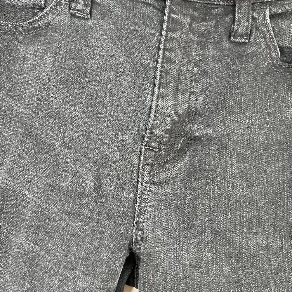 Madewell Roadtripper Jeans in Black/Washed Gray - Image 3