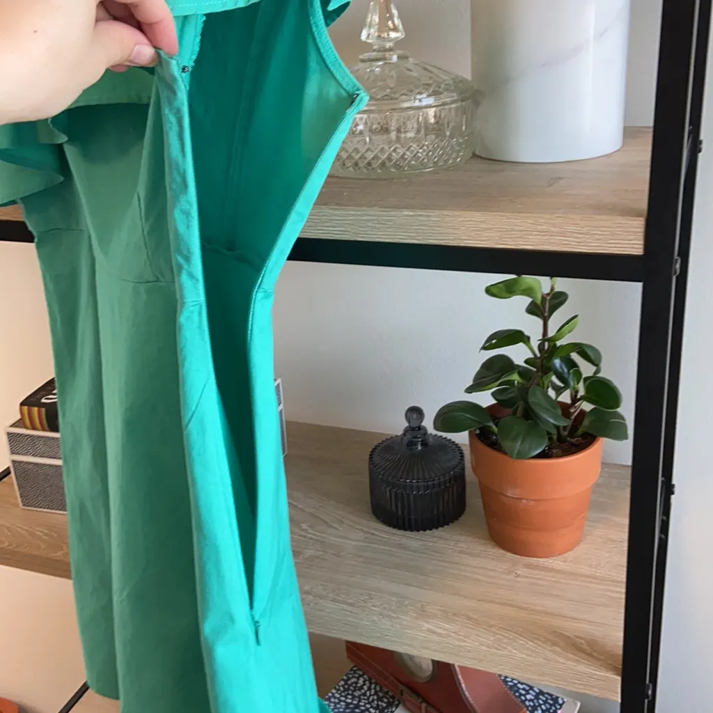 BCBGeneration Cinch Shoulder Green Cargo Utility Dress, S - Image 6