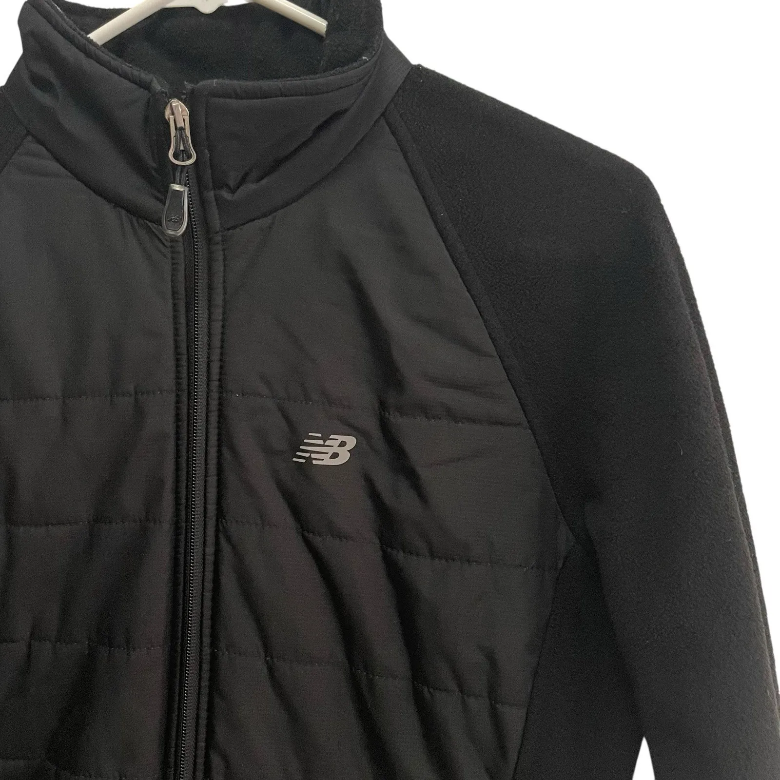 New Balance Womens Hybrid Quilted Fleece Jacket Black Full Zip Size M - Image 6