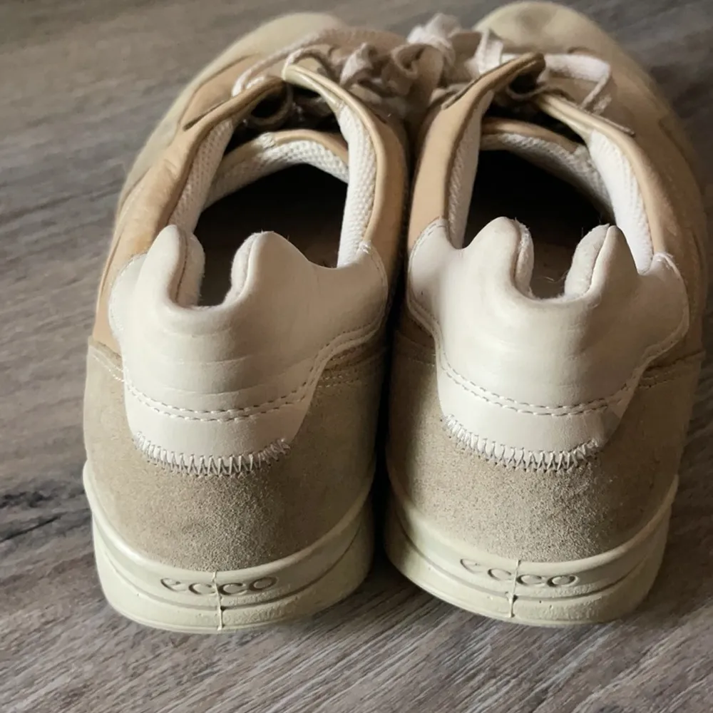 ECCO Arch Support Shoes Size 41 (US 10 - Image 4