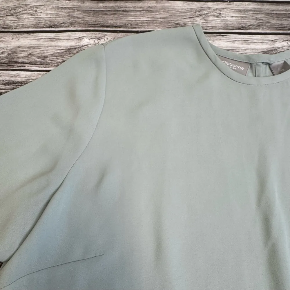 Liz Claiborne Collection Women's Short Sleeve Blouse Pale Light Sage Green 12 - Image 4