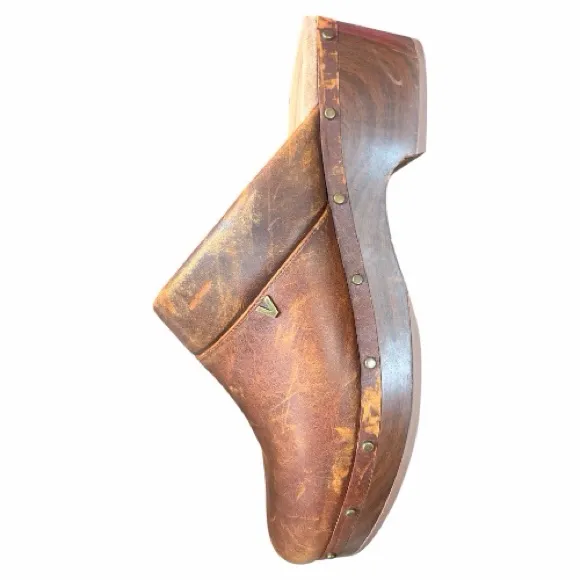Vionic Women's Rich Brown Leather Clogs - Image 3