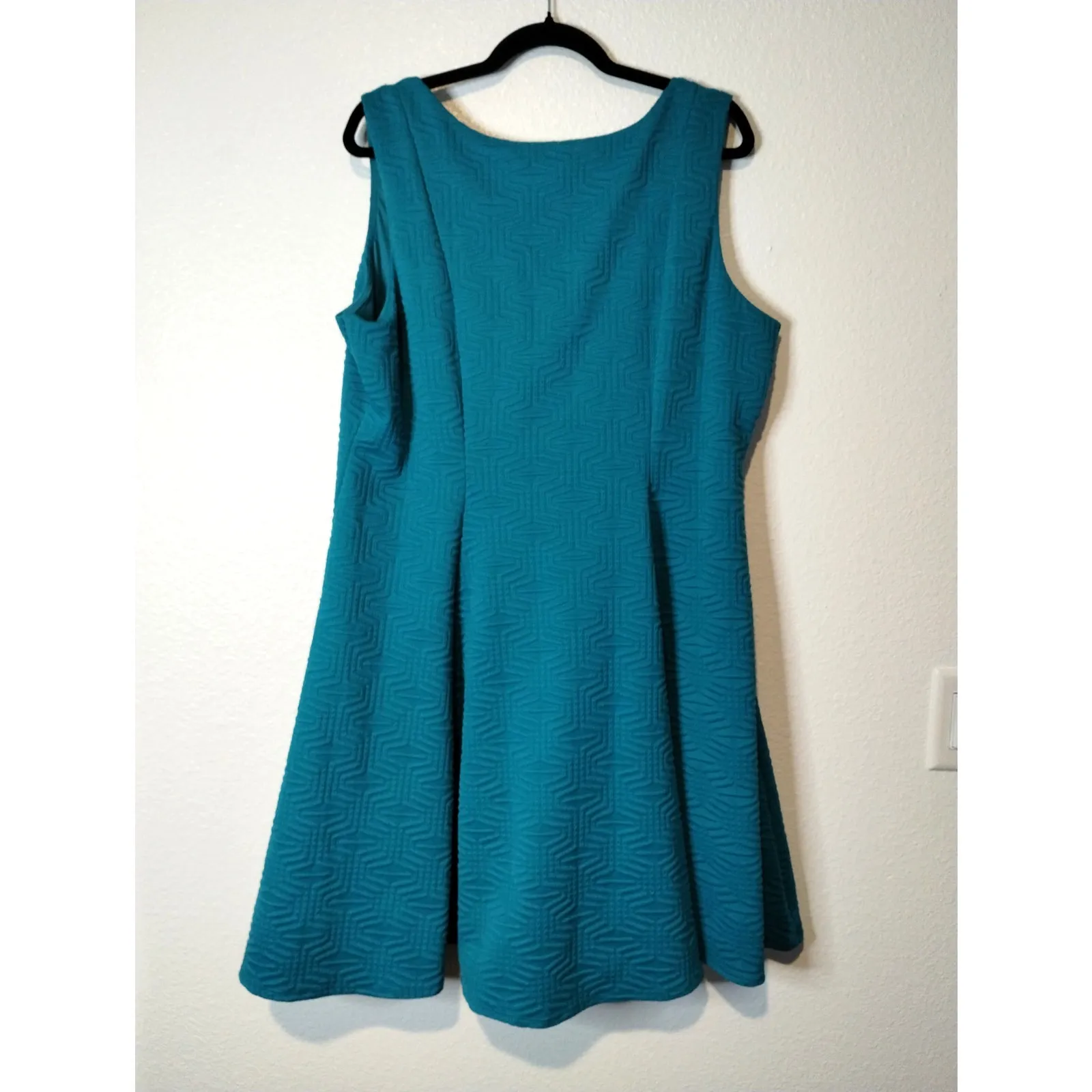 Torrid Size 2X Teal Textured Sleeveless Sweetheart Neck Lined Skater Mini Dress - Image 3