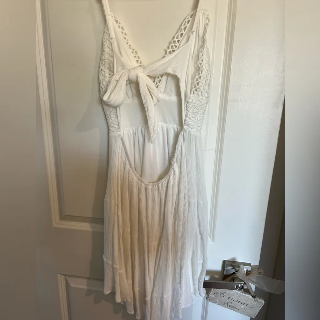 Lovely day Backless white mini - Image 2