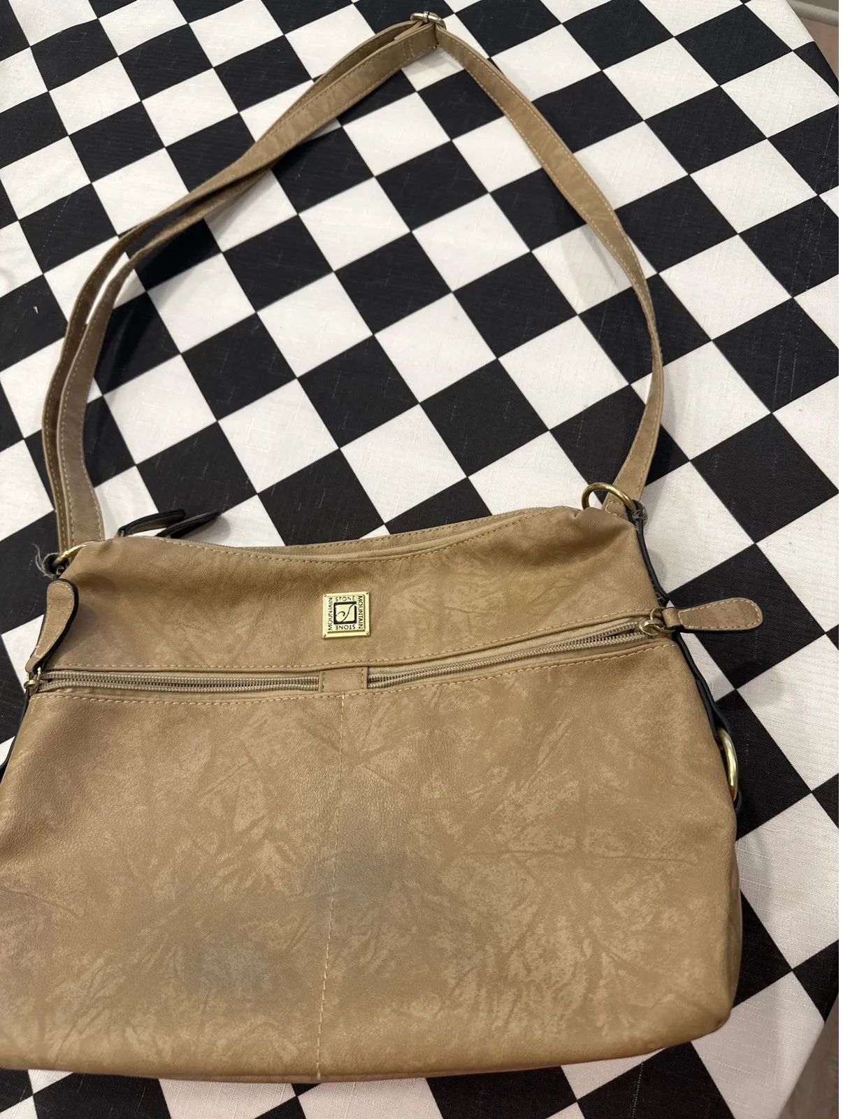 Stone Mountain Womens Crunch Leather Irene Adjustable Strap Hobo Purse bag Tan - Image 1