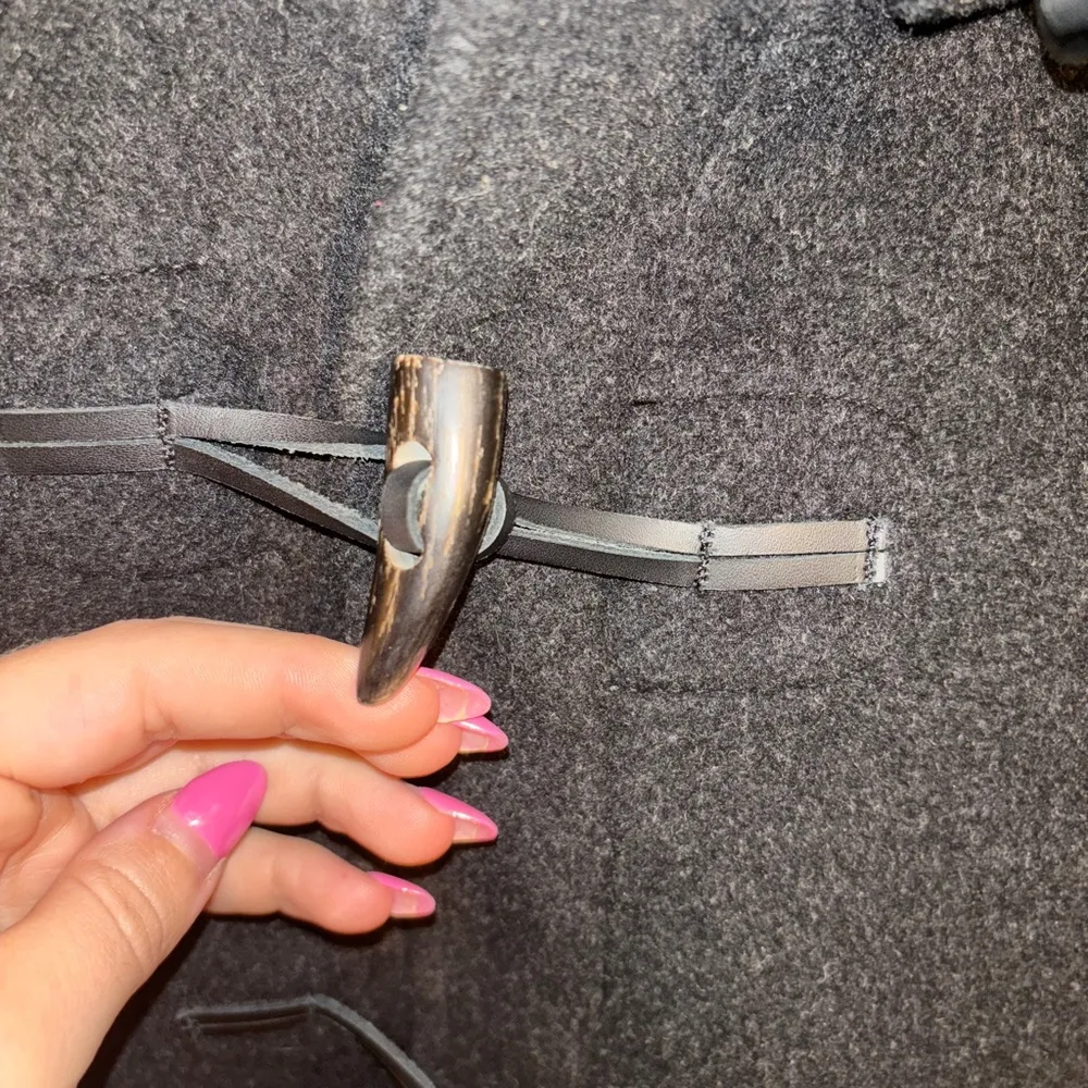 MONTGOMERY ENGLAND Women's Black Toggle Pea Coat Size M - Image 2