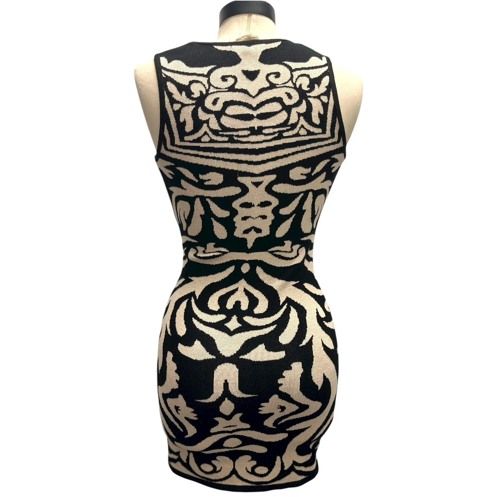Forever 21 Tribal Geometric Bodycon Sweater Dress Size S Y2K‎ Baddie Clubwear - Image 4