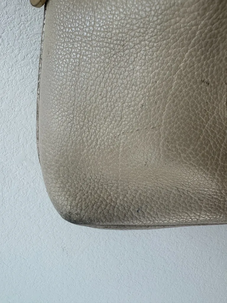 Dooney & Bourke Vintage 90's  Bone AWL Teton Drawstring Shoulder bag - Image 2