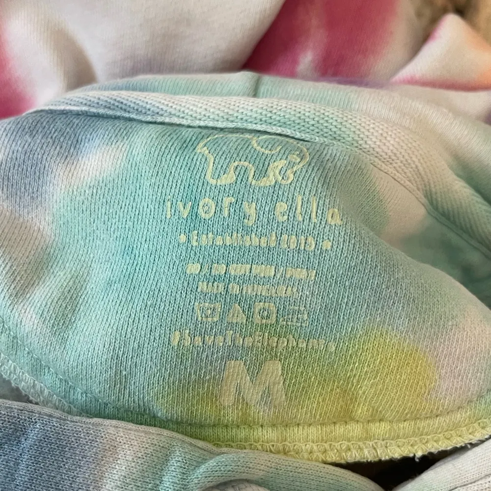 Ivory Ella Multicolored Tie Dye  Pullover Hoodie Size Medium - Image 4