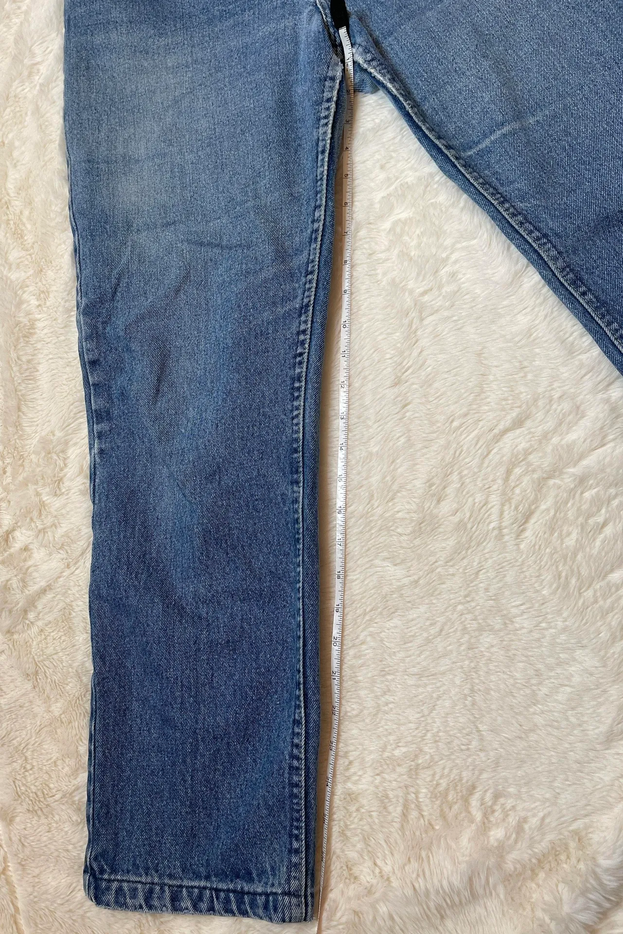 Vintage Mom Jeans Size 6 - Image 3