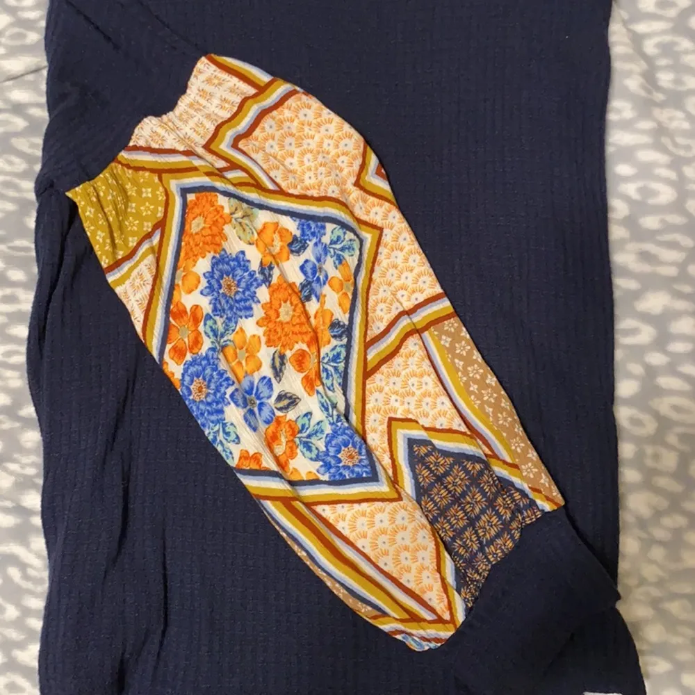 7th Ray printed waffle thermal balloon sleeve top - Image 3