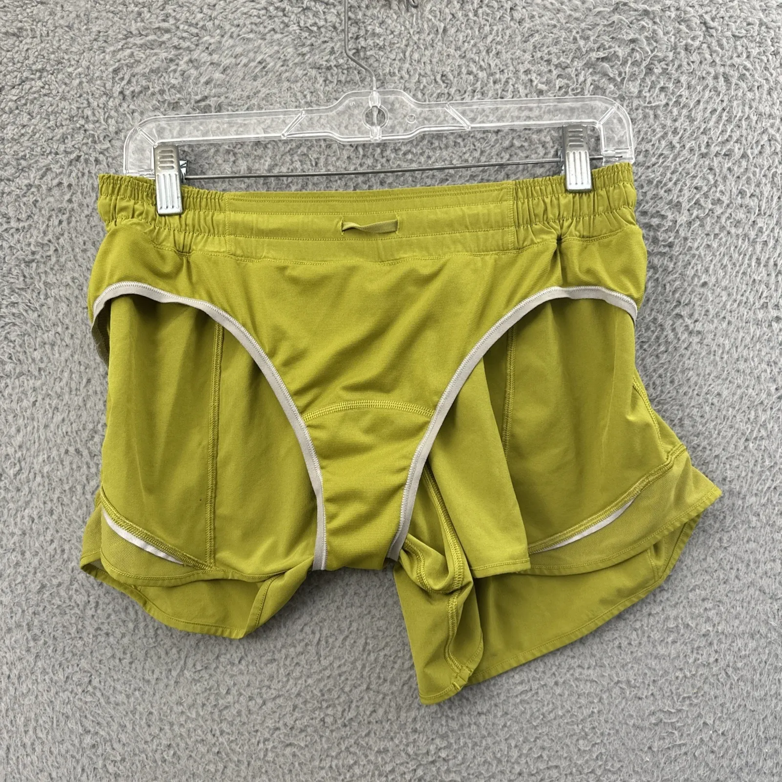 Lululemon Hotty Hot Shorts Low Rise 4" Golden Lime Athletic Athleisure Women 10 - Image 3
