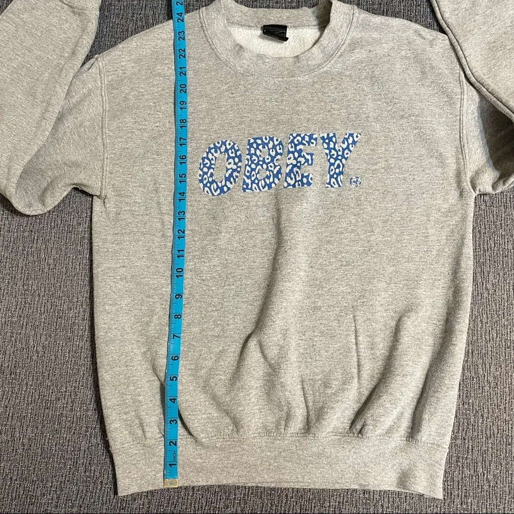 Obey Crewneck Sweatshirt - Image 15