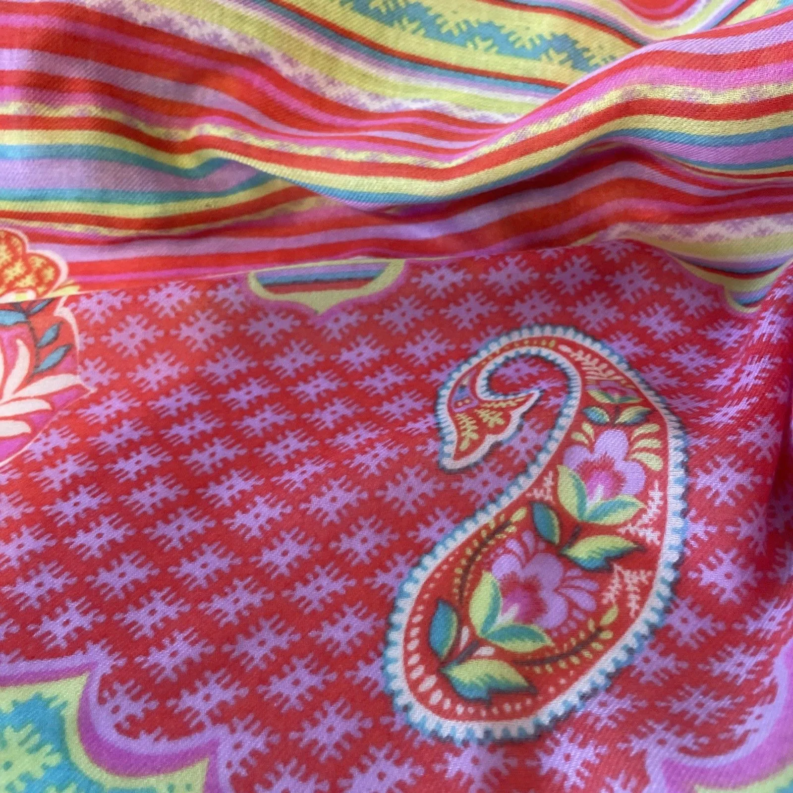 Vera Bradley Paisley in paradise sugar skull scarf 37x78” - Image 3