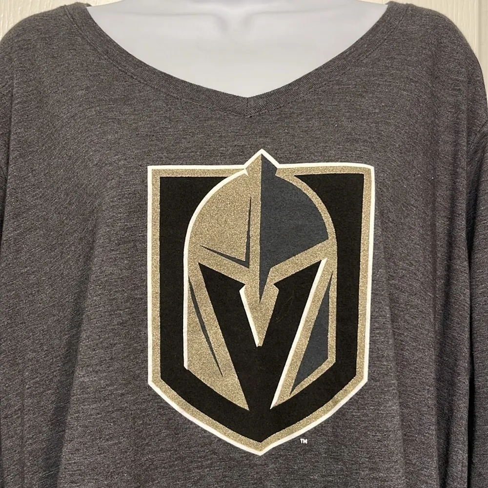 Fanatics Hockey Vegas Golden Knight VGK Black V-Neck Shirt Size 3XL EUC #0425 - Image 3