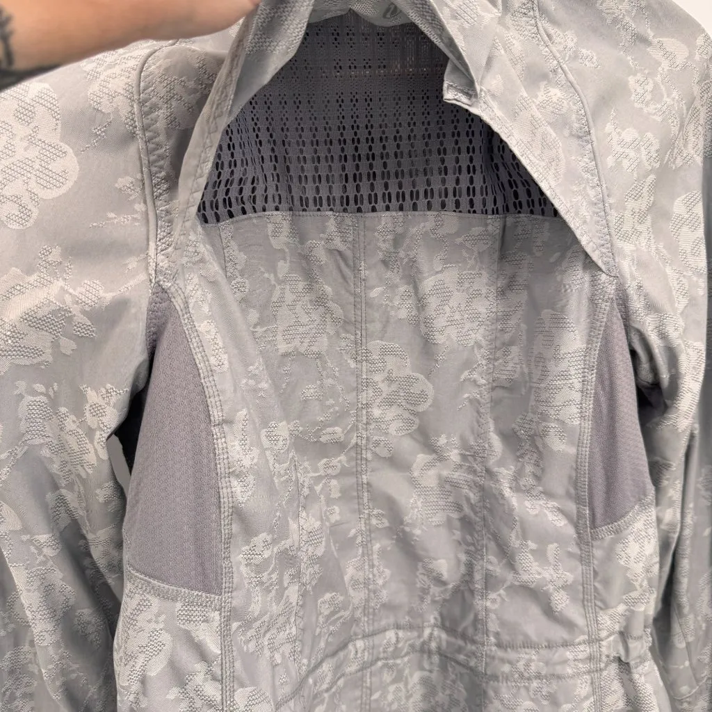 Lululemon Full Zip Lightweight Travel to Track‎ Jacket Womens 4 XS Purple Gray - Image 9