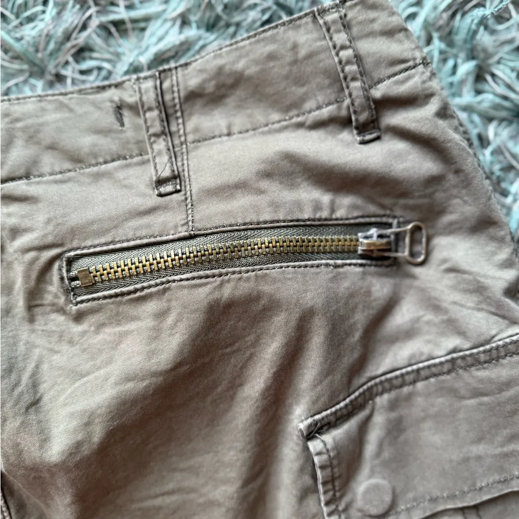 BLANKNYC Cargo Mini Skirt Women’s Size 29 Olive Green/Khaki Utility Pockets - Image 9