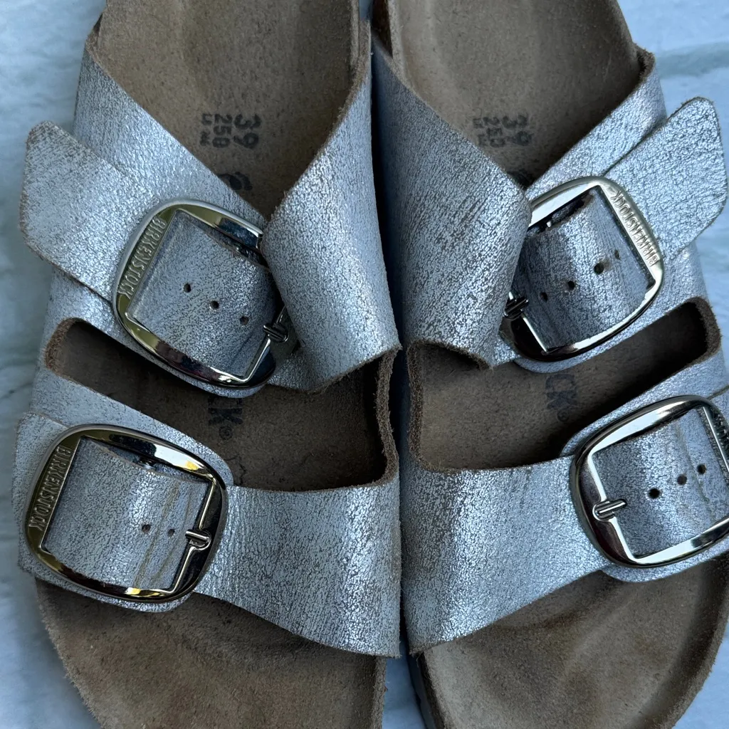 Birkenstock Women's Silver Sandals - Image 3