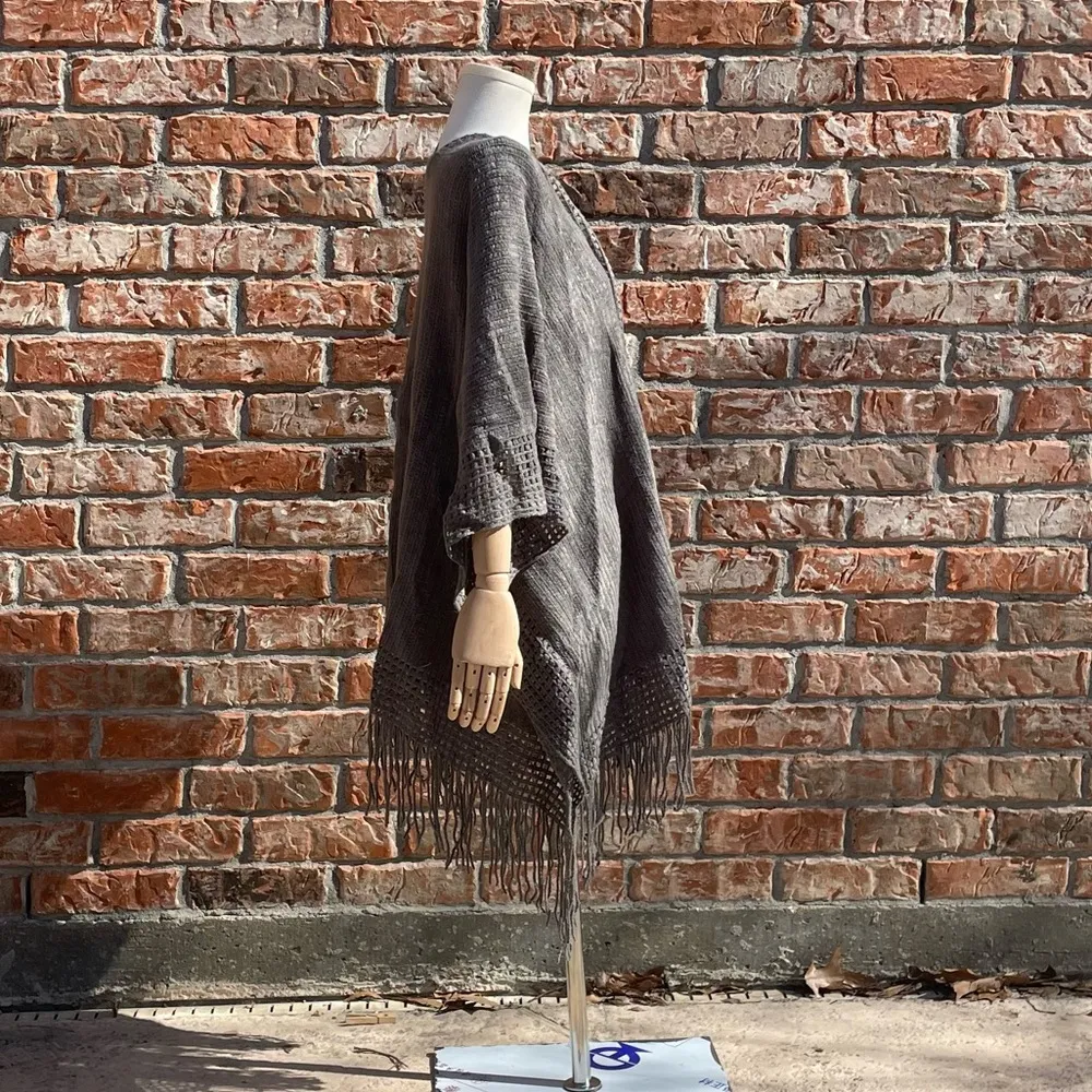 Max Studio grey fringe warm winter acrylic sweater / One Size / NWOT - Image 11