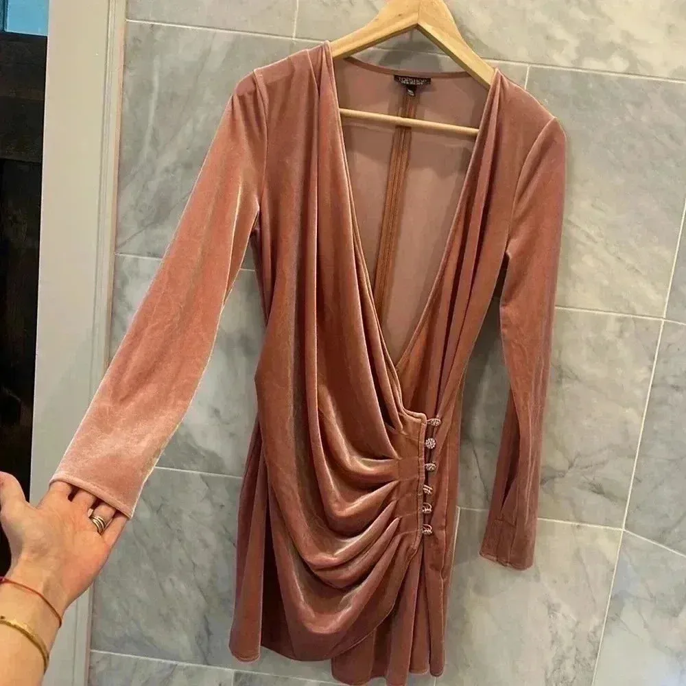 Topshop Velvet Ruched Mini Dress – Holiday Party / Cocktail – Size 6 - Image 4