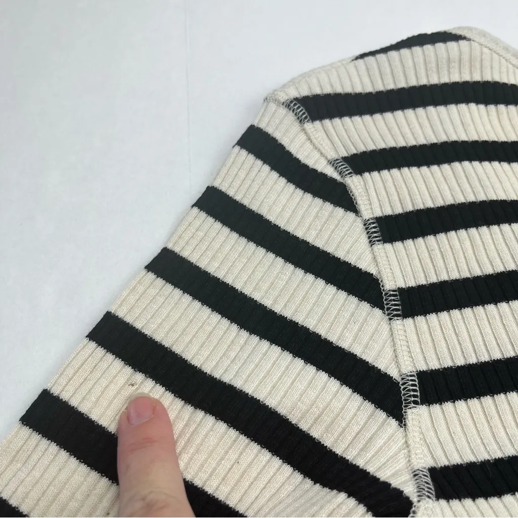 GANNI Black Cream Striped‎ Ribbed Knit Top Henley Scoopneck Medium *TINY FLAW - Image 11