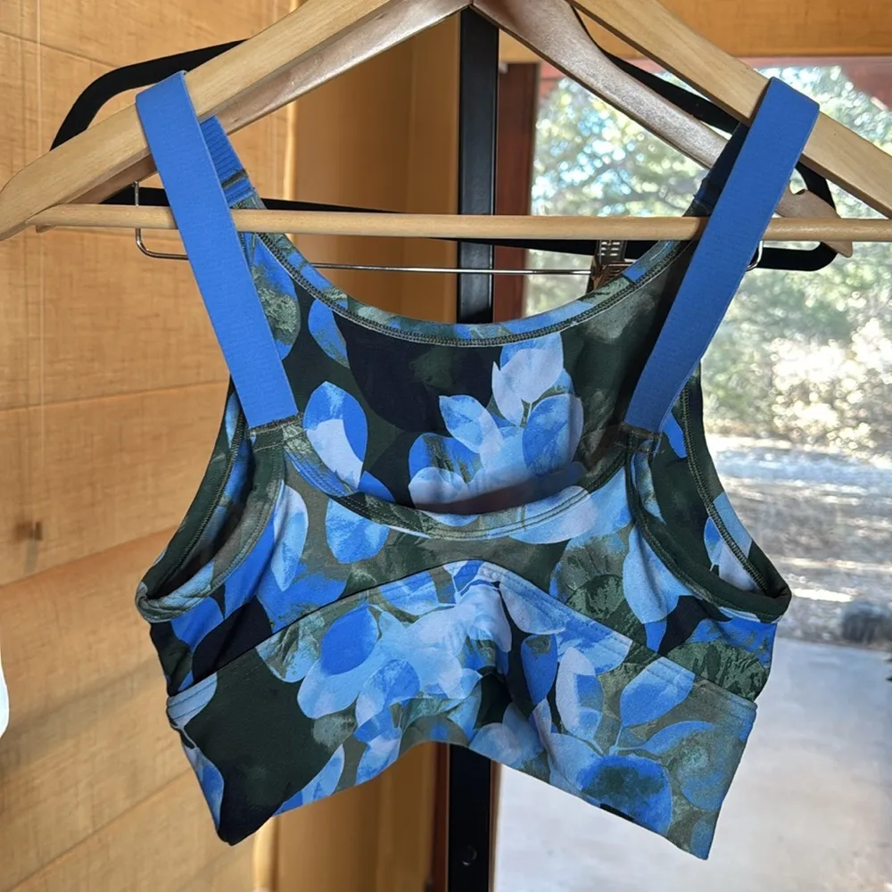 Aerie x Ally Raisman Floral Garden Blue Green Sports Bra Size Small - Image 5