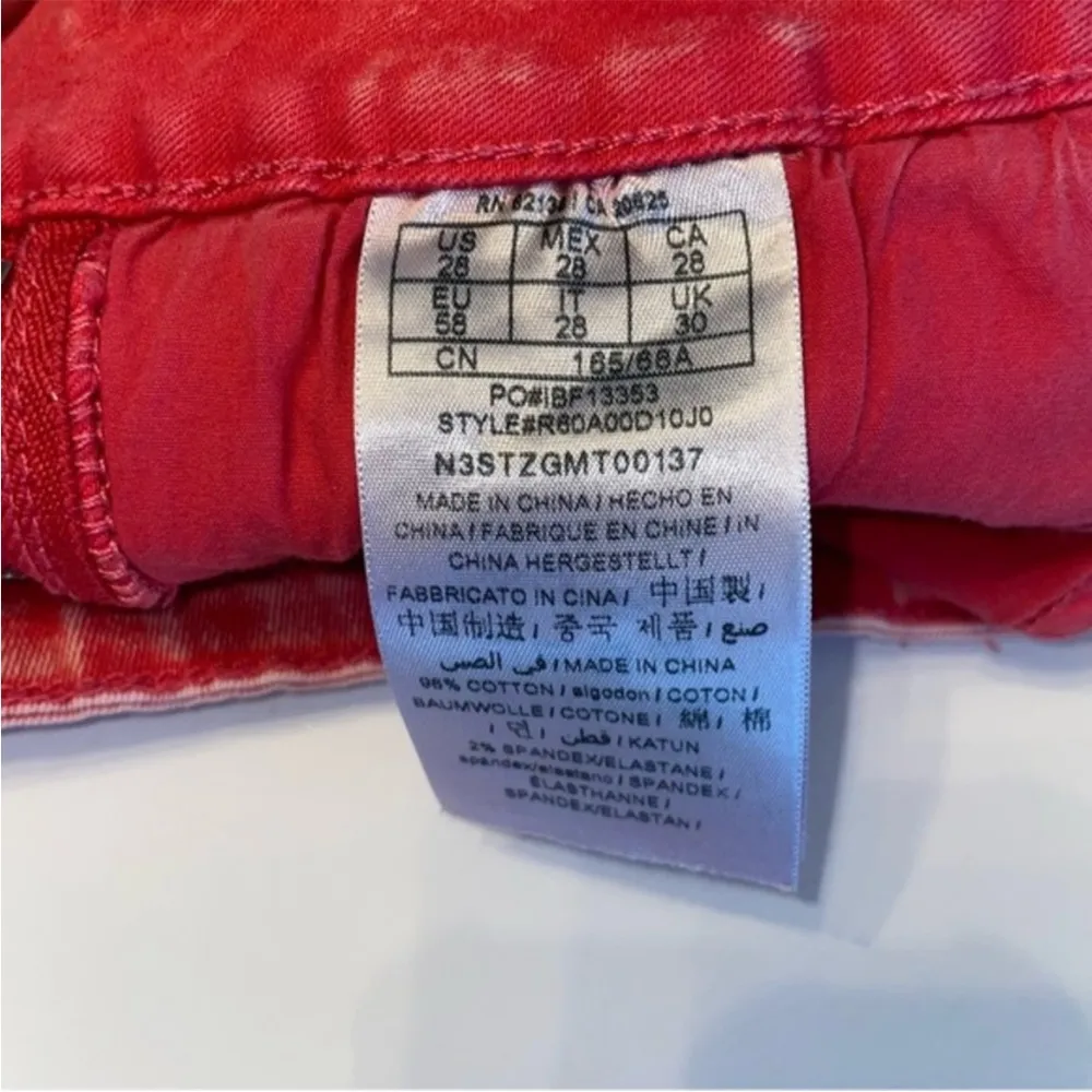 G by‎ Guess High Rise Waisted Cuff Leg Red Acid Wash Shorts side zipper size 28 - Image 8