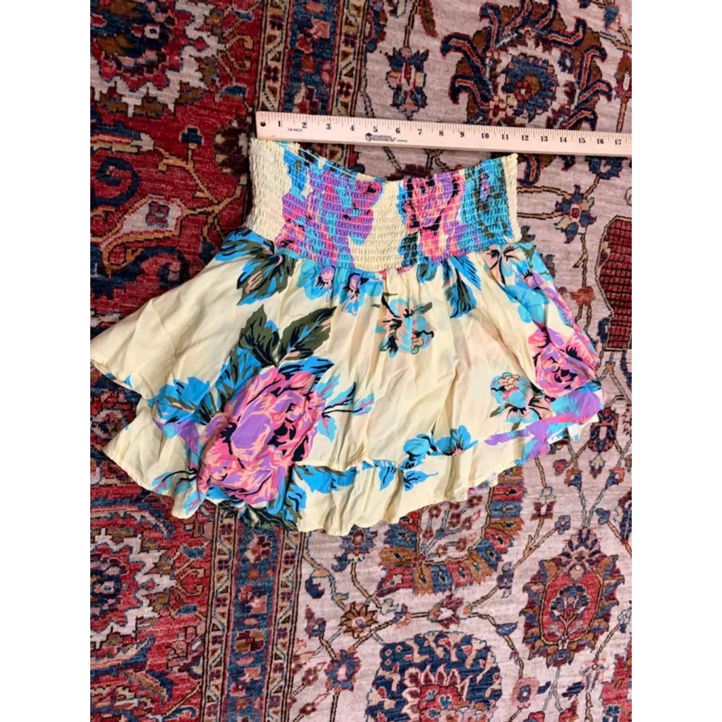 Maaji Floral Smocked Waist Mini Skort Size Large Yellow Pink Blue Boho Resort - Image 7