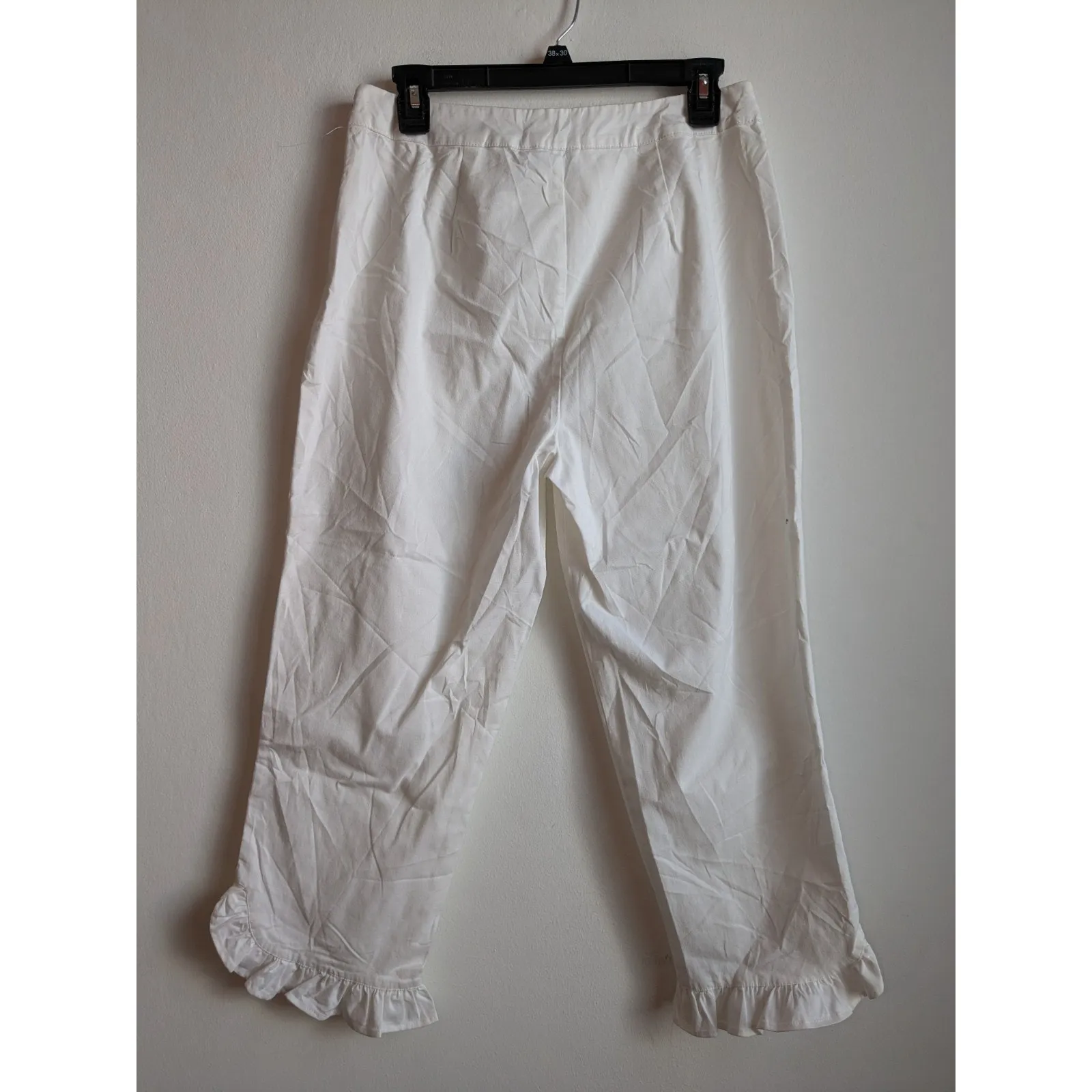 Kim Rogers Pants Women's White Crop Capri Ruffle Women's Size 10 Petite NWOT - Image 6
