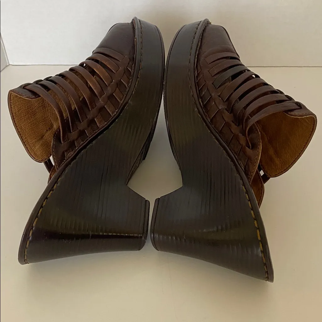 Born Sordino dark brown leather woven clogs size 8 - Image 5