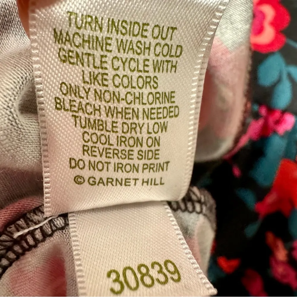 Garnet Hill Sleeveless V-Neck Floral Print Long Maxi Dress Red Black 10 - Image 8