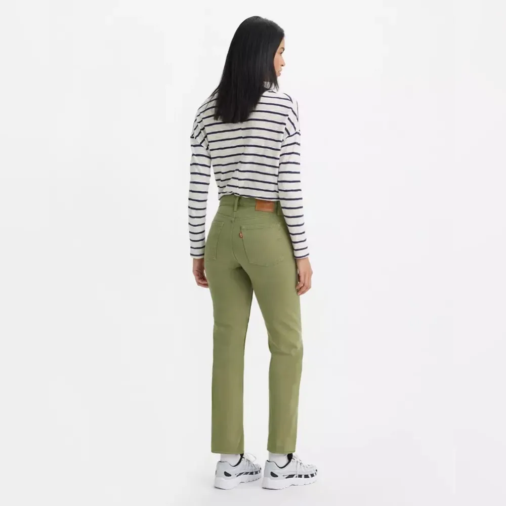 NWT LEVI'S Wedgie Straight Fit Women's Jeans GREEN SZ-31 - Image 5