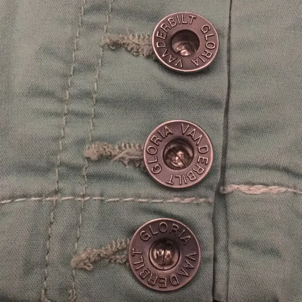 FINAL MARKDOWN Ladies’ Gloria Vanderbilt Capris (8P) - Image 6