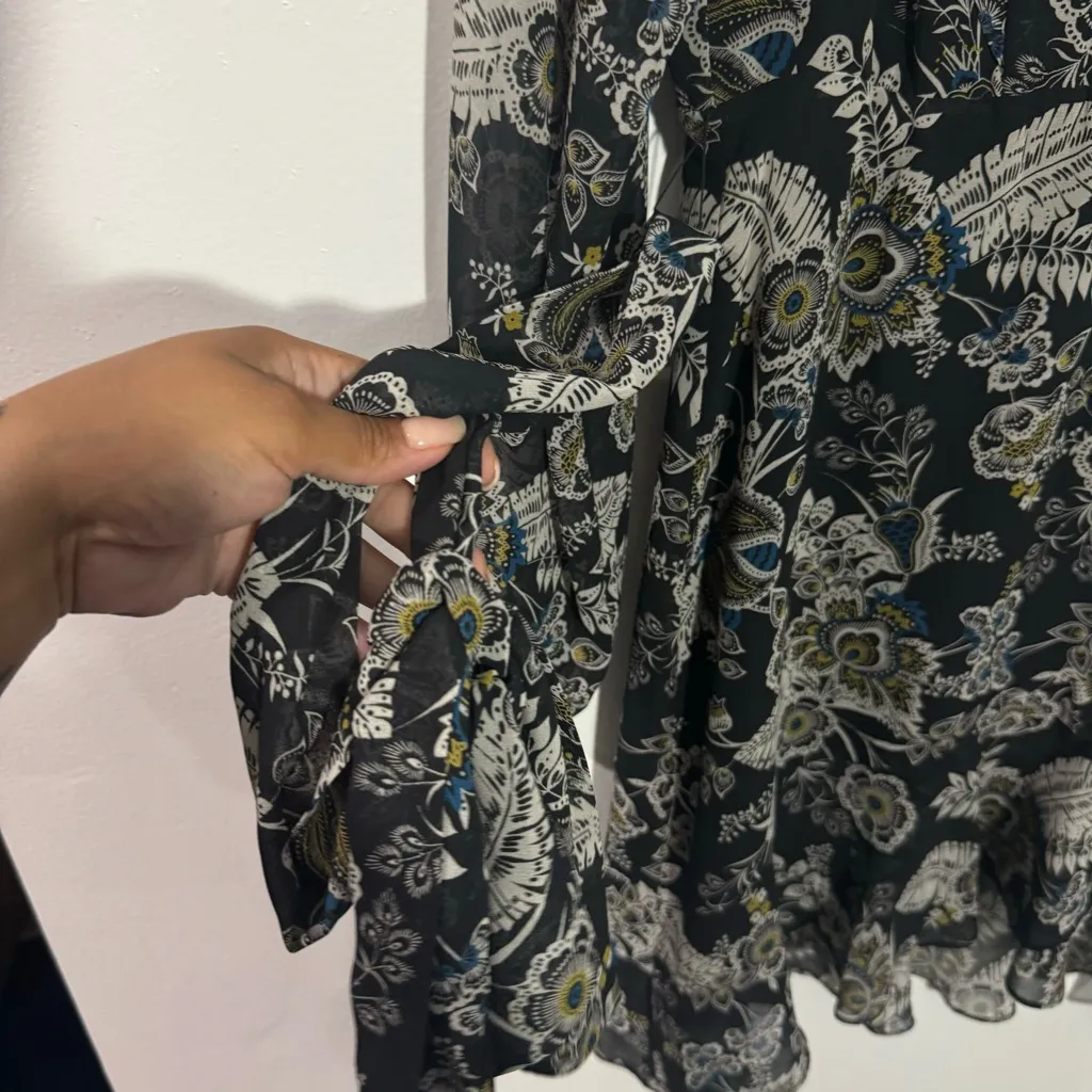 Bailey 44 Viola Floral Ruffle‎ Chiffon Minidress Black Multi Size 6 - Image 3