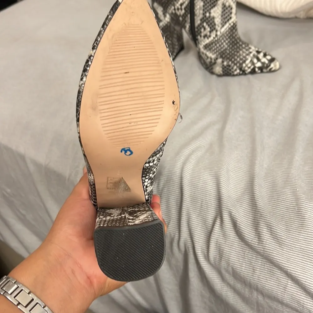 Pretty little thing booties size UK 3 - Image 4