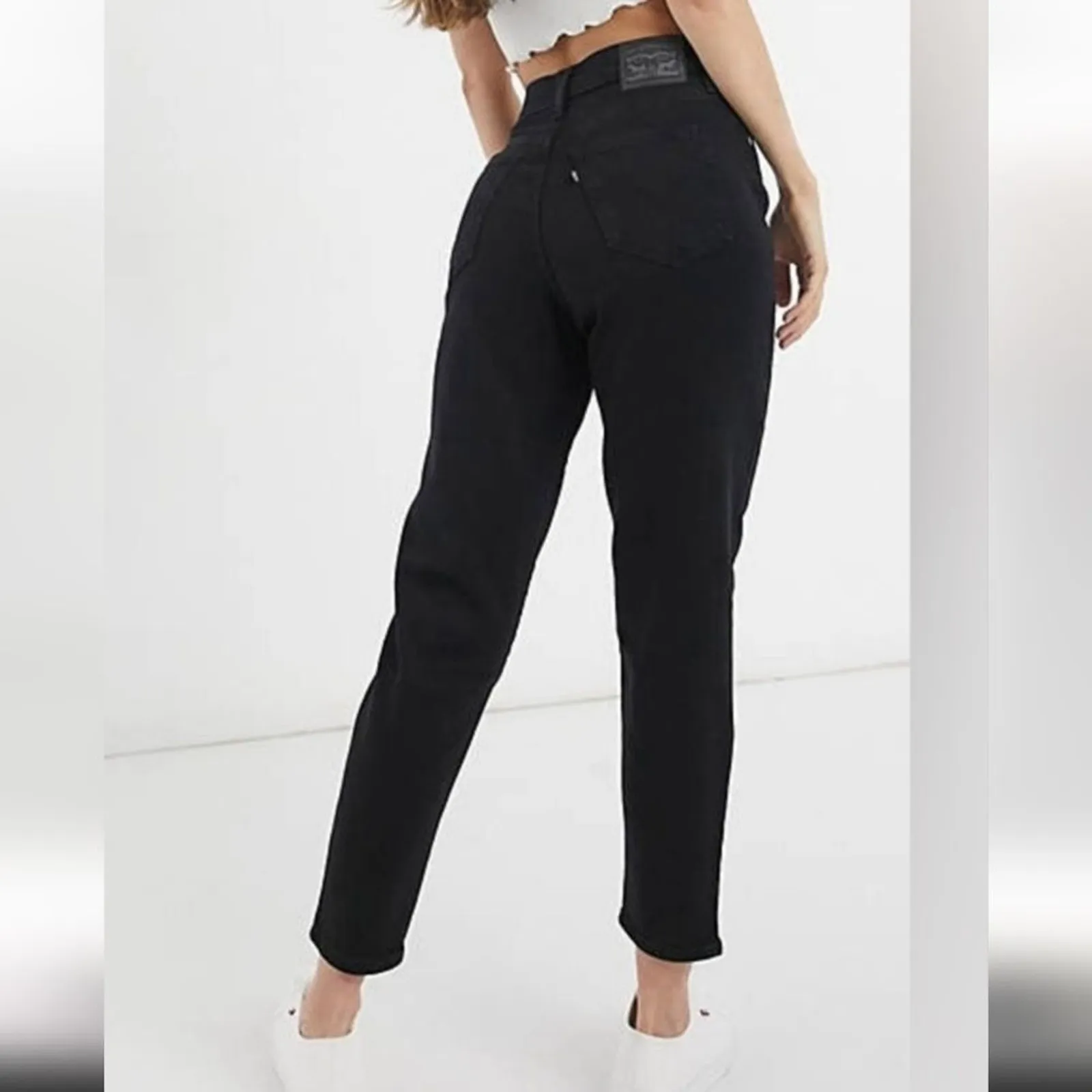 🆕 Levi's Womens 28 x 30 High Waisted Mom Jeans Black Pants Tapered Leg NEW NWT - Image 2